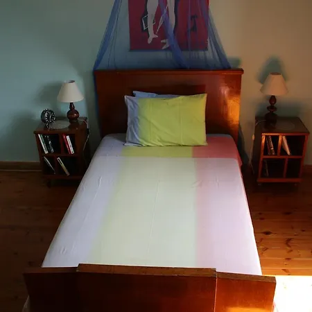 Kyra Vintage House *