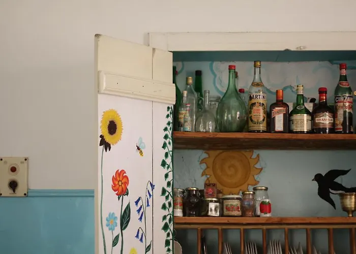 Kyra Vintage House *