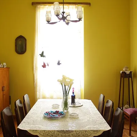 Kyra Vintage House דירה *